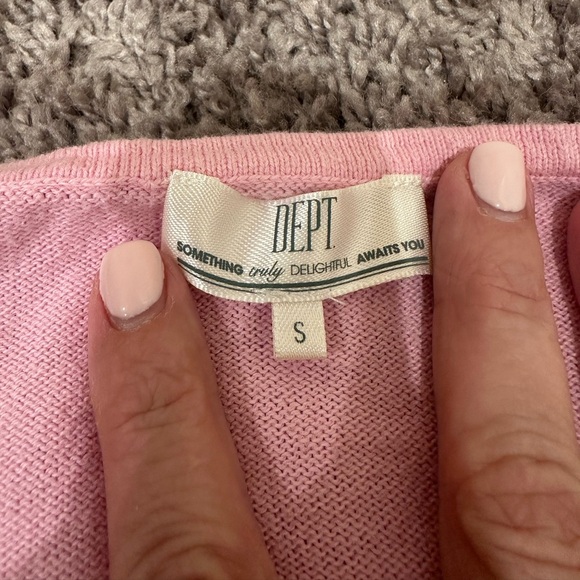 Dept Pink Puff Sleeve Knit Top with Textured Belt Detail Size Small - Picture 7 of 7